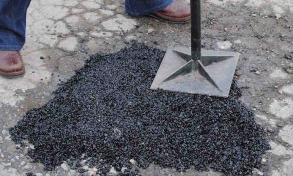 JRA has warned residents against painting next to potholes on the city's roads