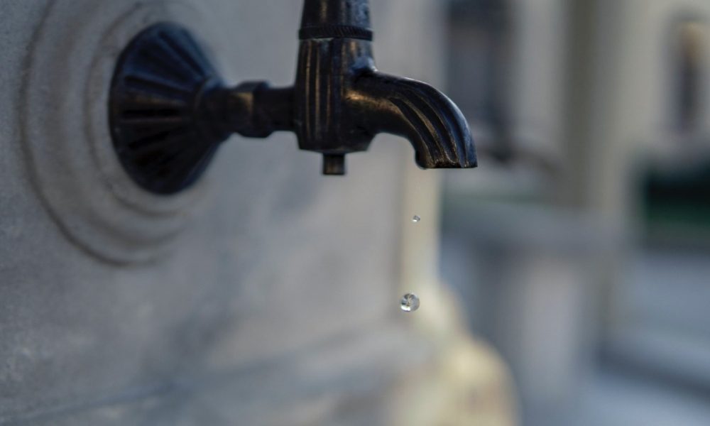 Residents in Ekurhuleni and Tshwane are without power or water