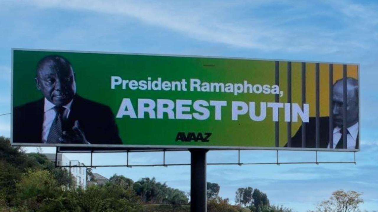 Arrest Putin billboard