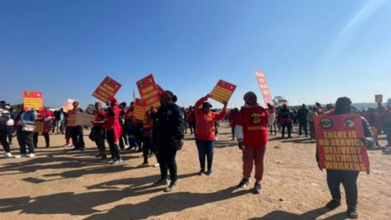 Tshwane EFF Plans Protest for Dismissed SAMWU Workers
