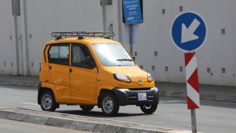 small yellow taxis impounded