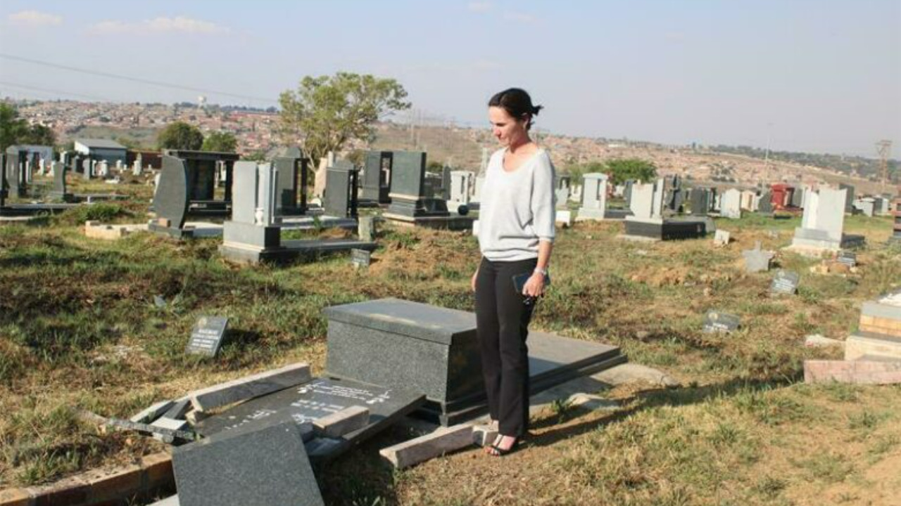 City Expresses Strong Disapproval of Vandalism at Mooifontein Cemetery