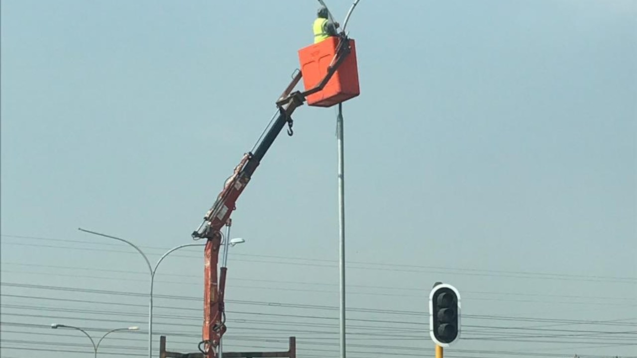 Ekurhuleni spent R120m to repair traffic lights