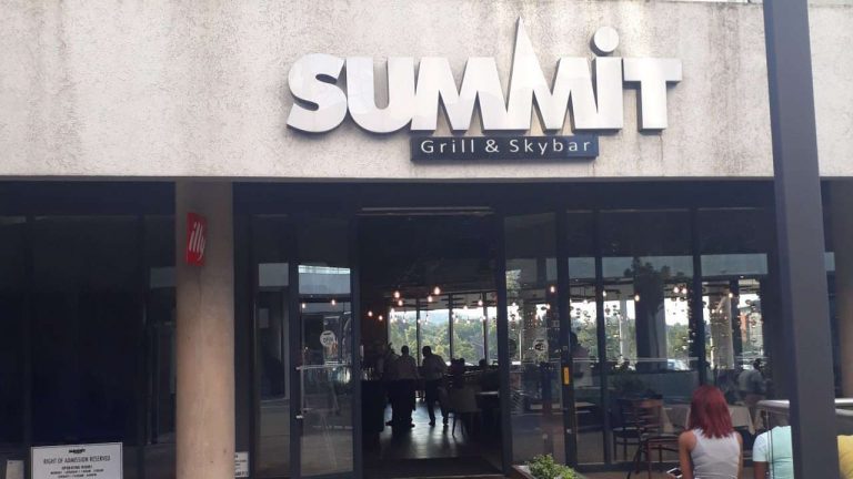 fire at summit restaurant in Menlyn