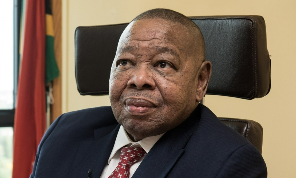 Nzimande Delays Response to Unisa's Court Ruling