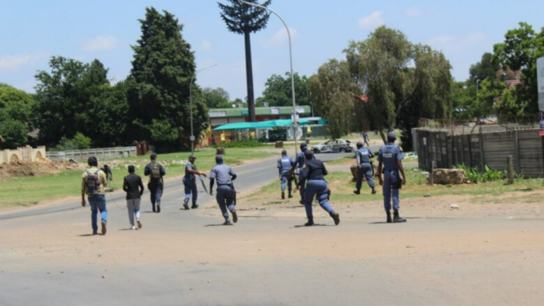 Police detain 11 miners in Springs amid turbulent protest